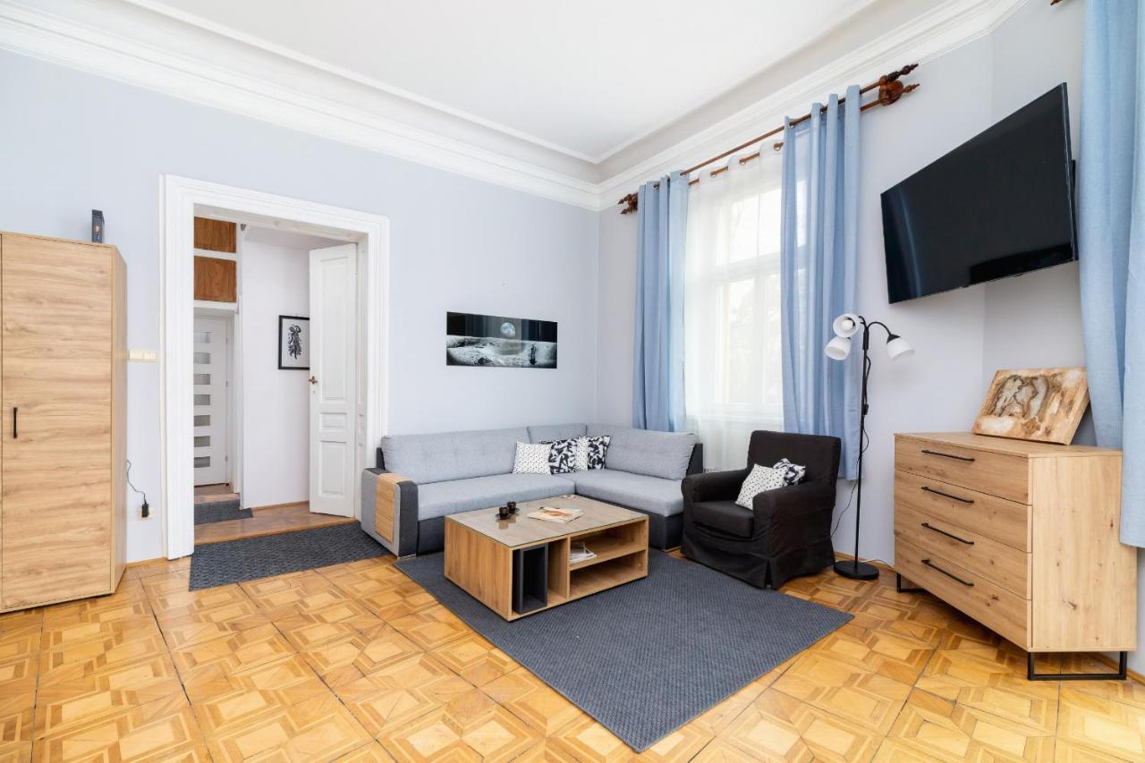 Podwale Apartment Uj Downtown Cracow By Noclegi Renters 크라쿠프 외부 사진
